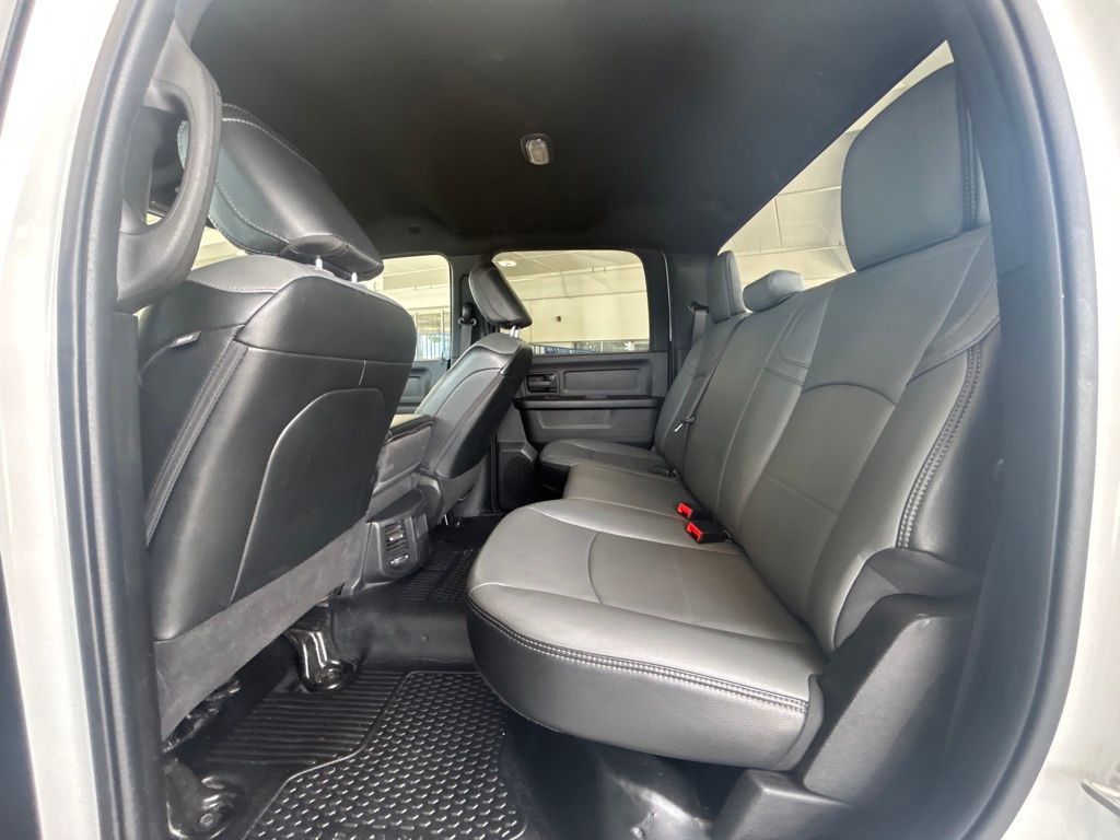2024 Ram 2500 Tradesman photo 29