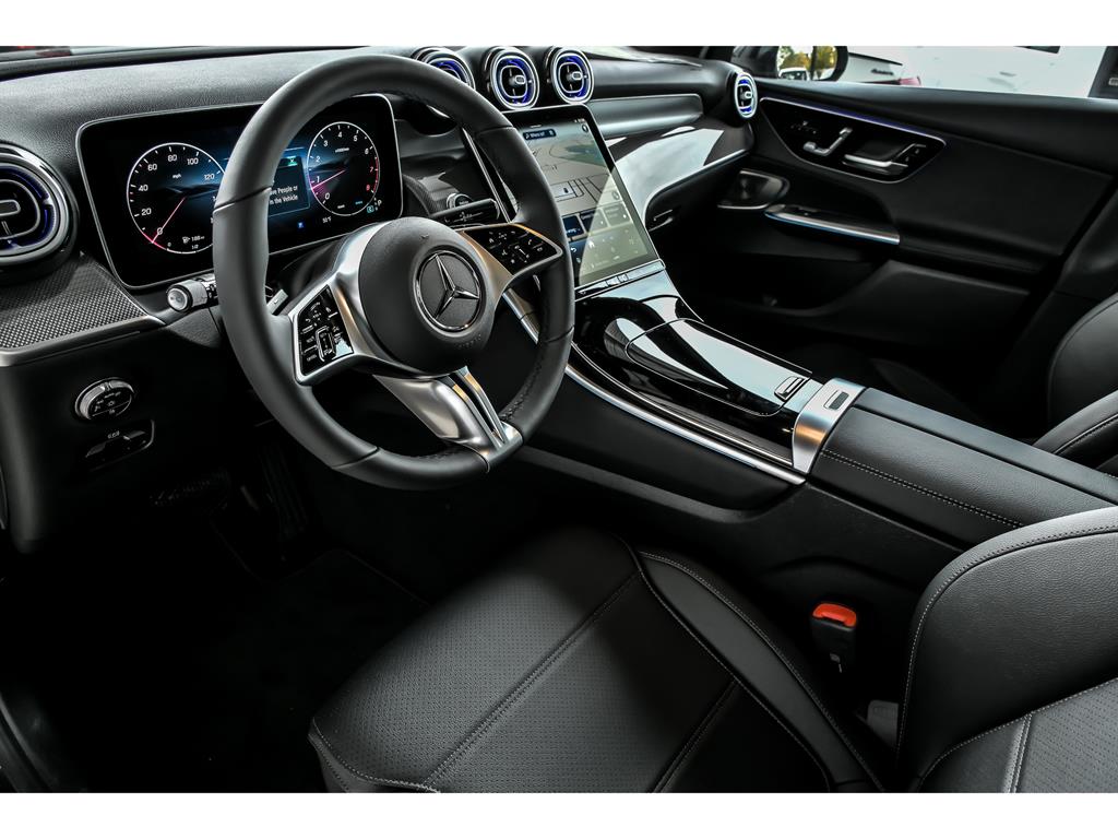 2026 Mercedes Benz GLC 300 4MATIC photo 4