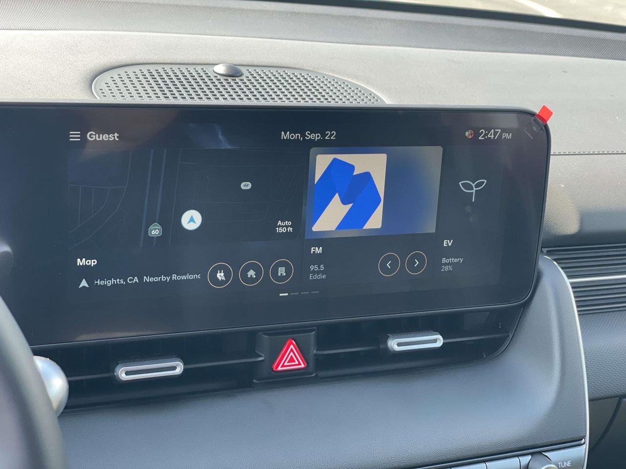 2025 Hyundai Ioniq 5 SEL photo 9
