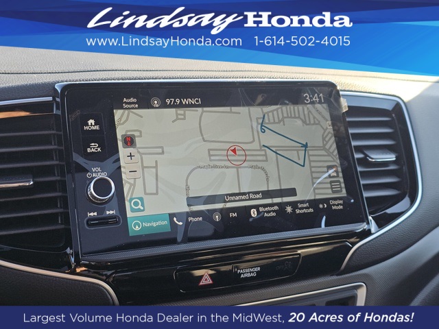 2025 Honda Ridgeline TrailSport photo 2