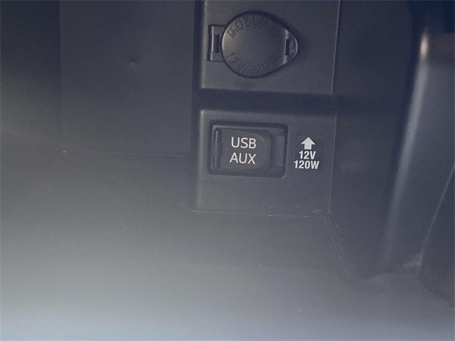 2013 Toyota Camry SE photo 15