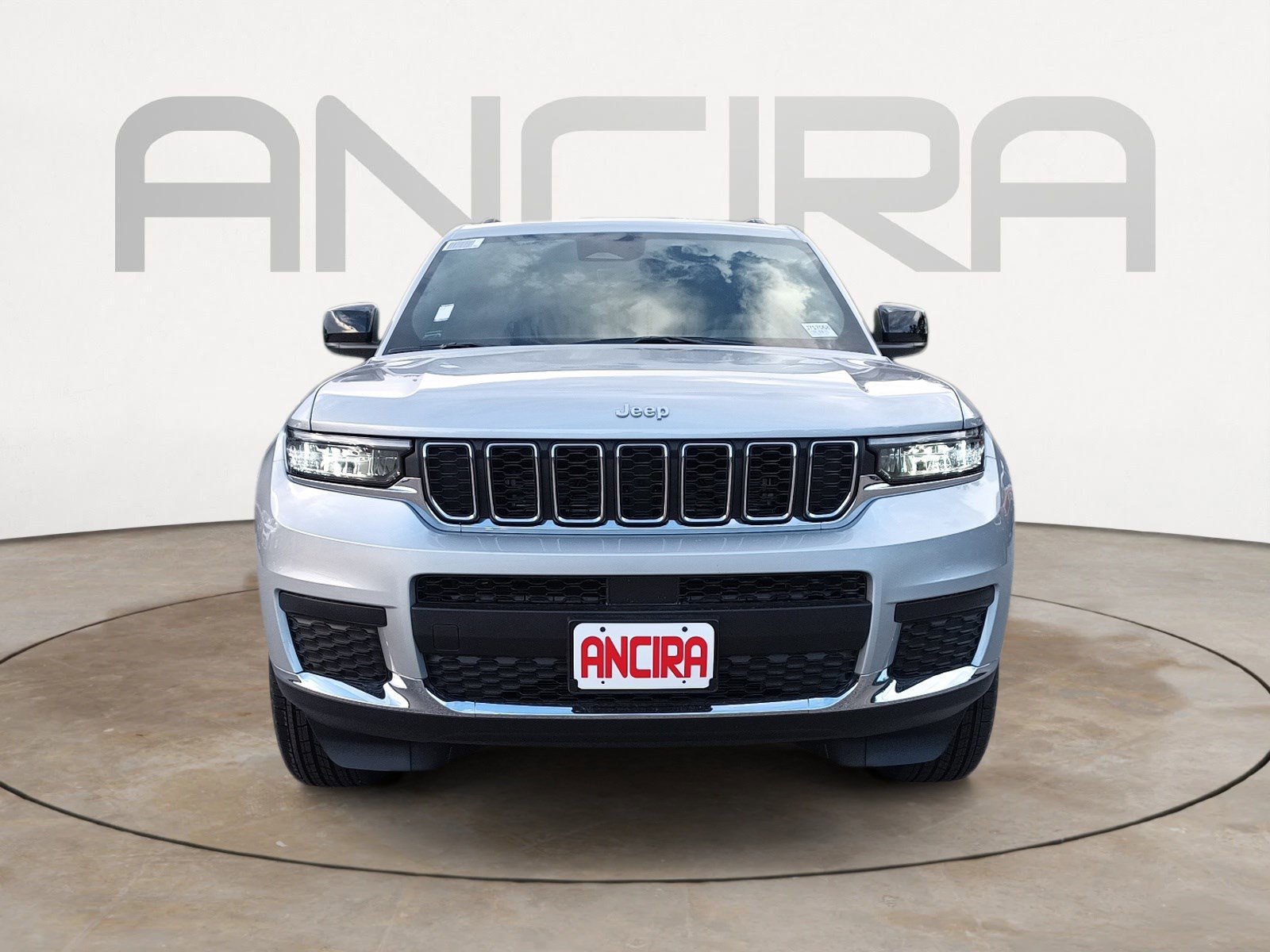 2025 Jeep Grand Cherokee Laredo X photo 4