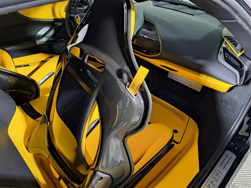 Certified Used 2023 Nero Ferrari Base image 7