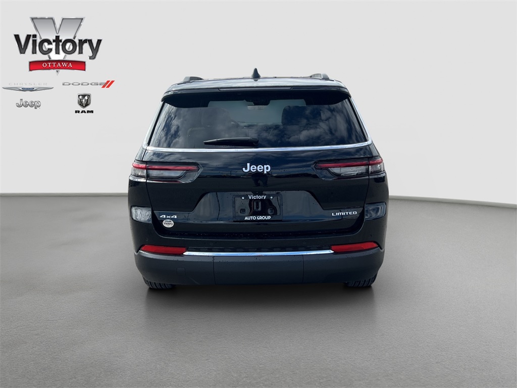 2025 Jeep Grand Cherokee Limited photo 3