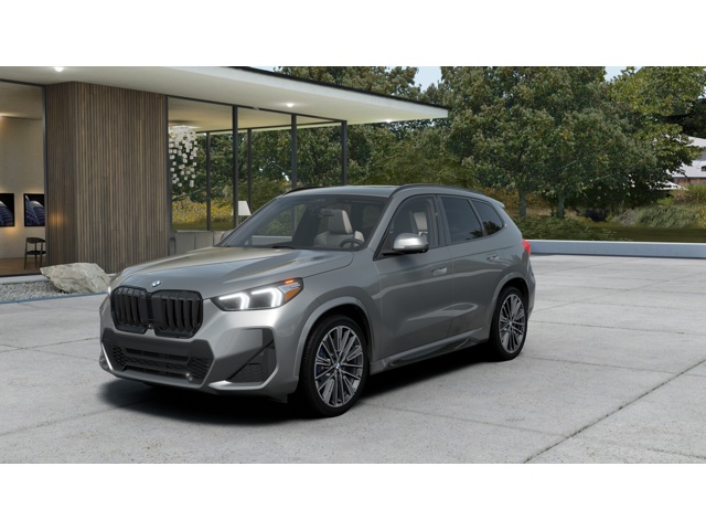 2026 BMW X1 28i's photo