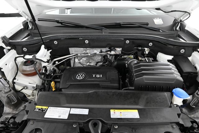 2022 Volkswagen Atlas Cross Sport SE Technology photo 27