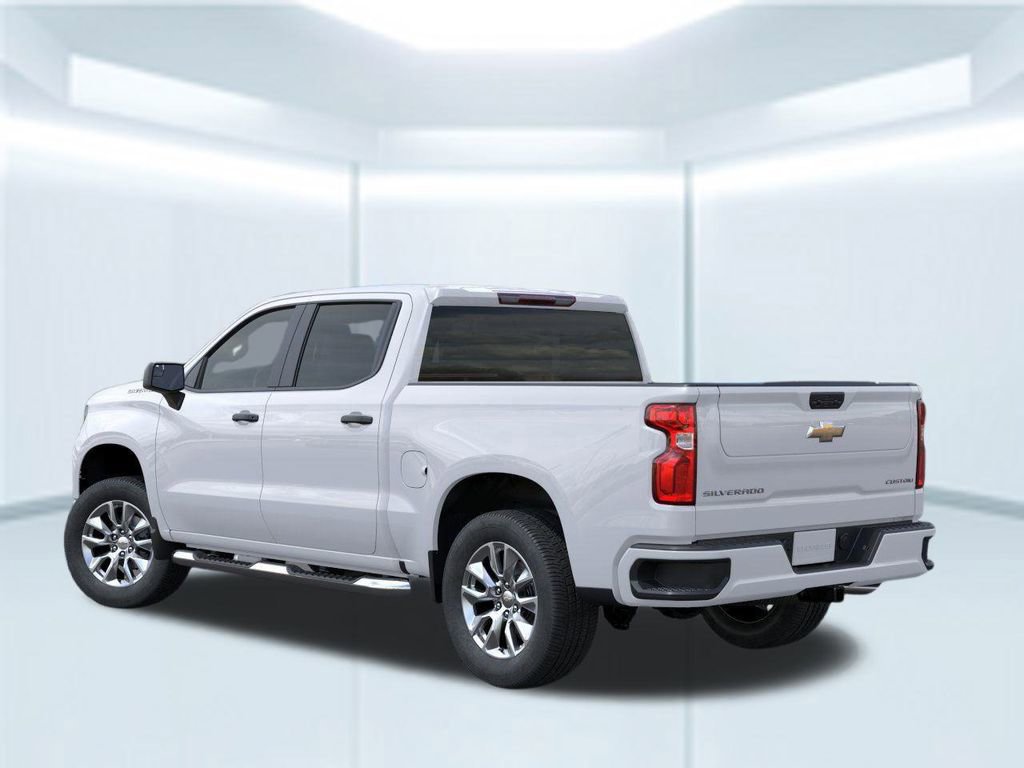 2026 Chevrolet Silverado 1500 Custom photo 2