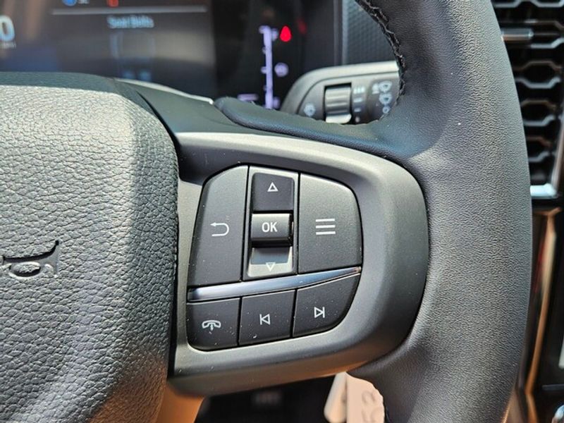 2025 Ford Ranger XLT photo 24
