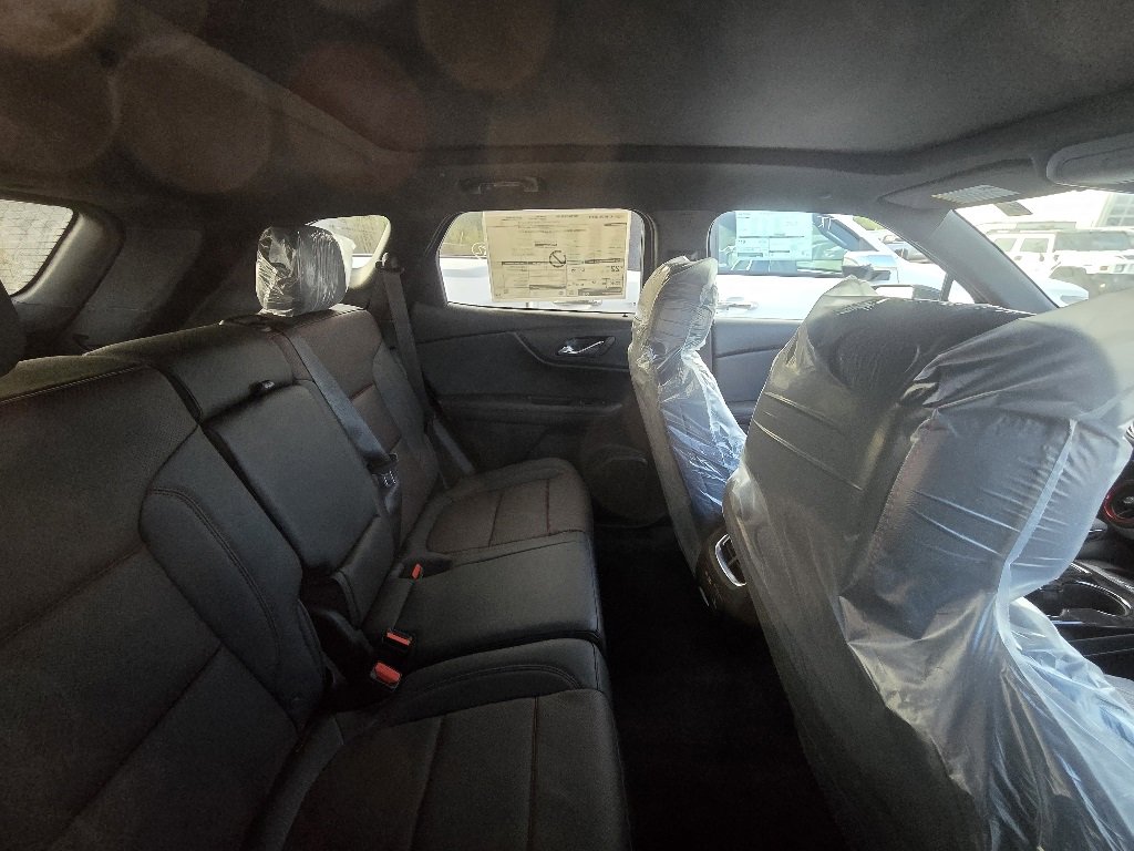 2025 Chevrolet Blazer RS photo 4