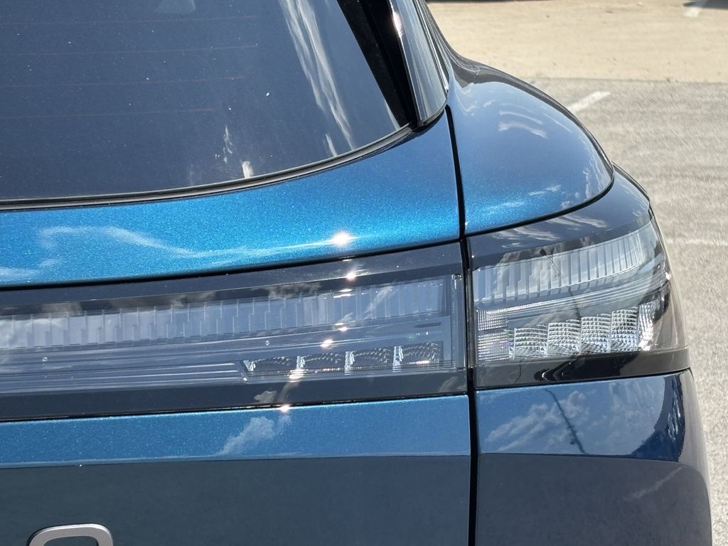 2025 Nissan Murano Platinum photo 4