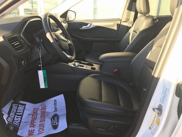 2024 Ford Escape Hybrid Platinum photo 4
