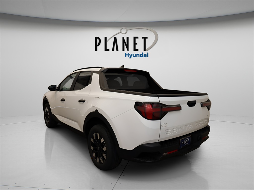 2025 Hyundai Santa Cruz SEL Activity photo 2