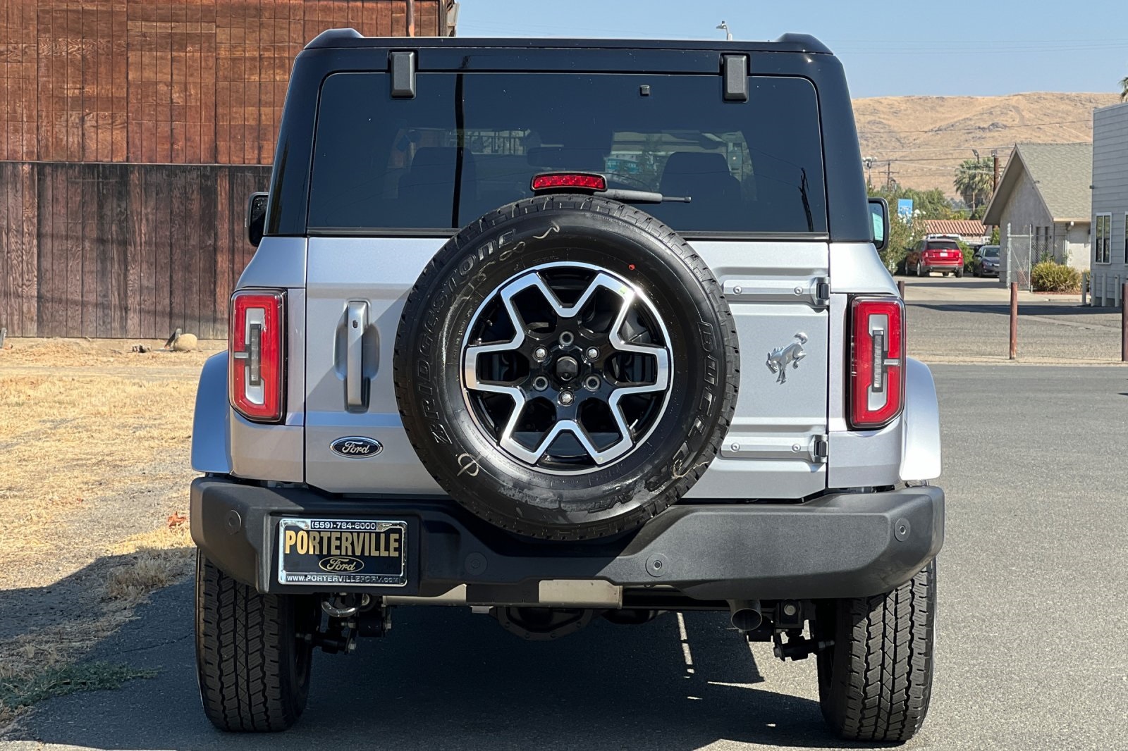 2024 Ford Bronco Outer Banks photo 5