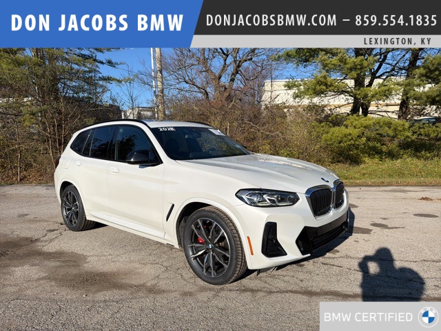 2023 BMW X3 40i's photo