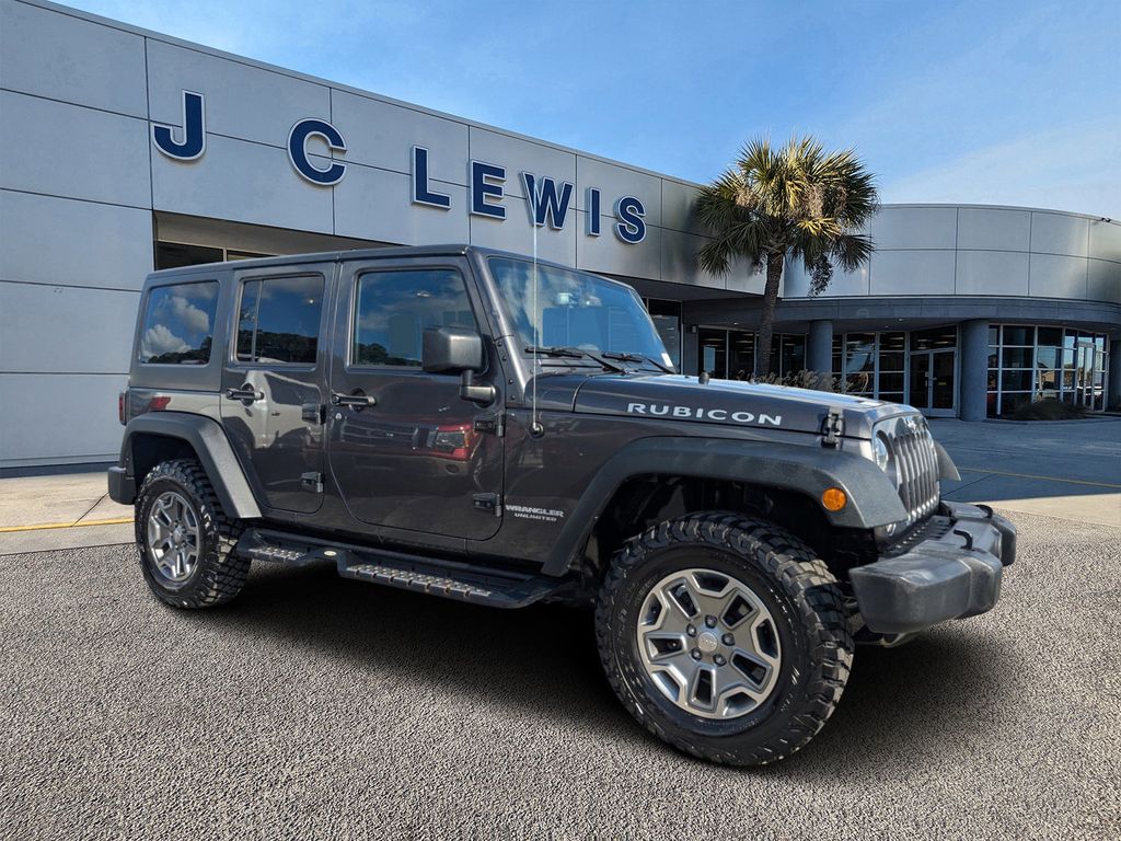 2017 Jeep Wrangler Unlimited Rubicon's photo