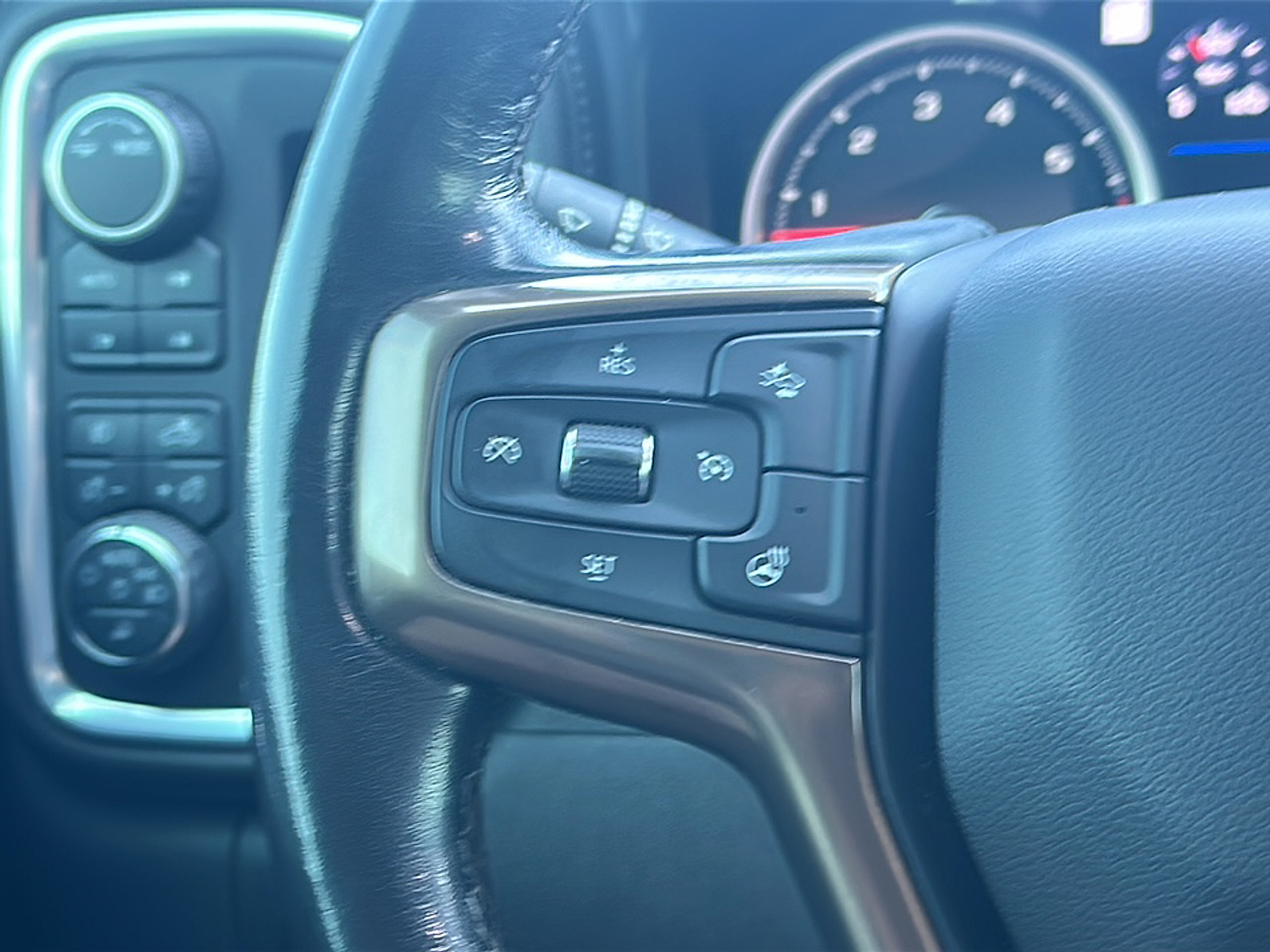 2021 Chevrolet Silverado 1500 High Country photo 14