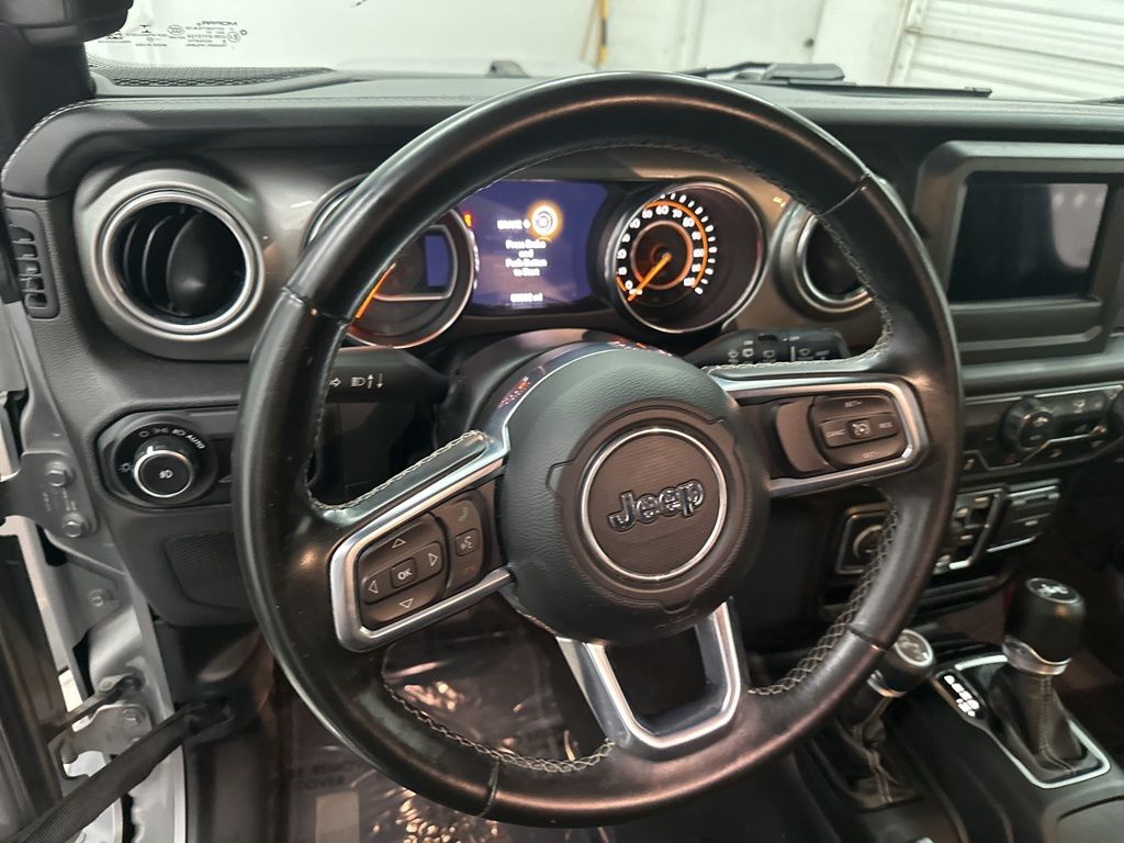 2020 Jeep Wrangler Unlimited Sahara photo 8