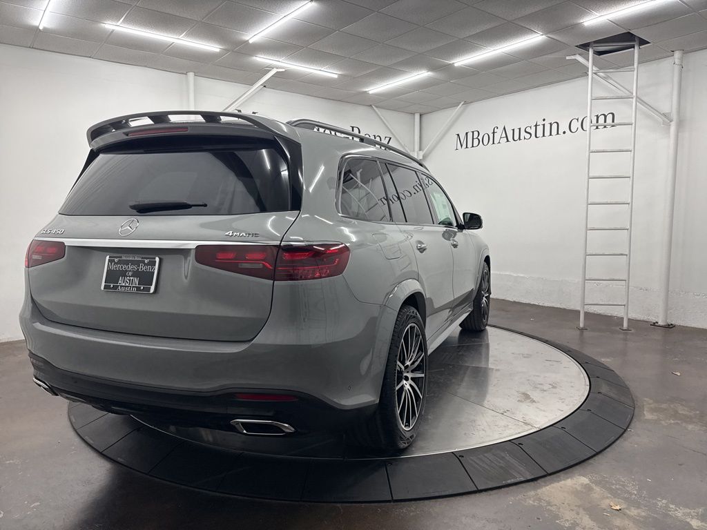 2026 Mercedes Benz GLS 450 4MATIC photo 6