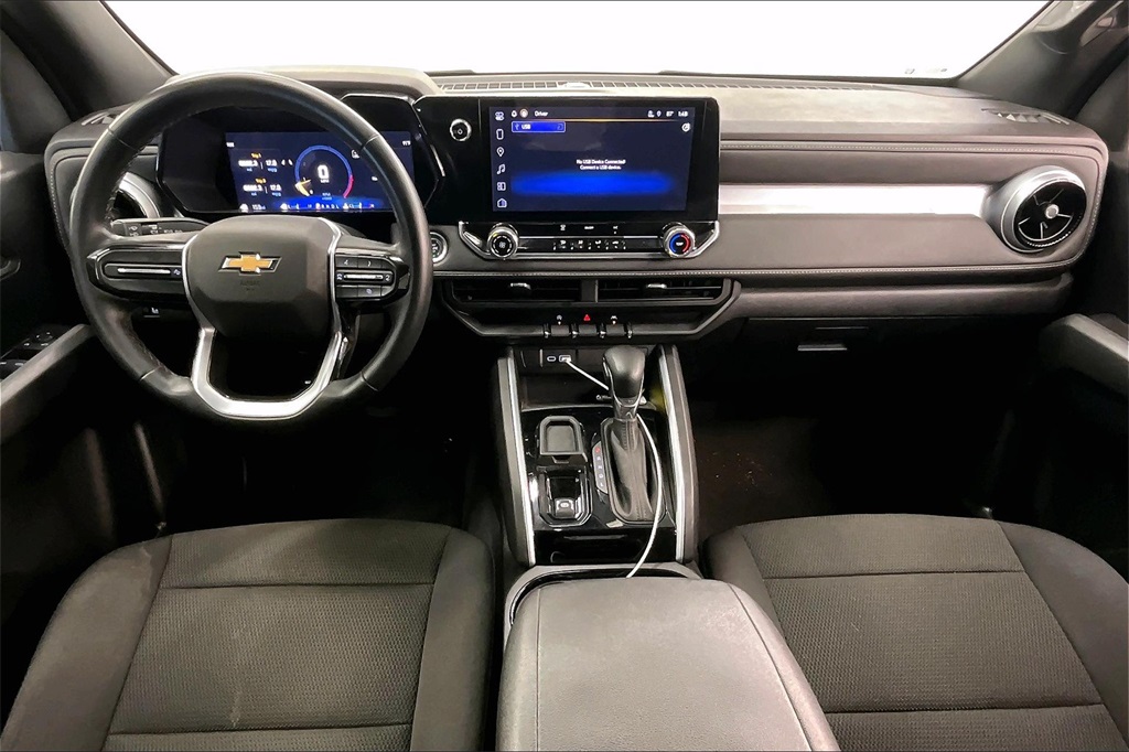 2024 Chevrolet Colorado LT photo 13