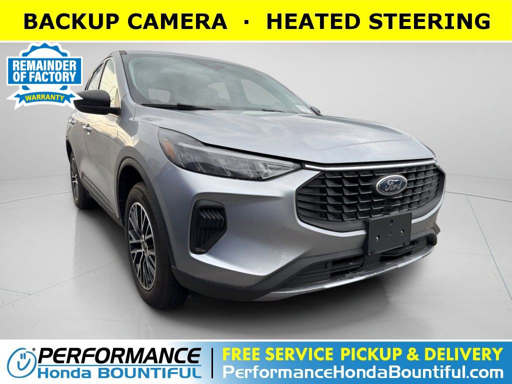 2023 Ford Escape Active's photo