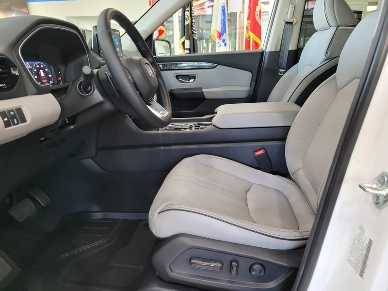 2025 Honda Pilot Elite photo 7