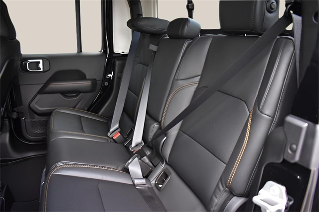2025 Jeep Gladiator Sport photo 12