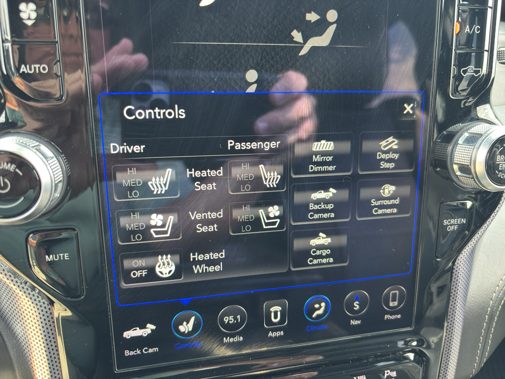 2019 Ram 2500 Limited photo 35