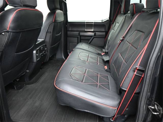 2019 Ford F-150 XLT photo 14