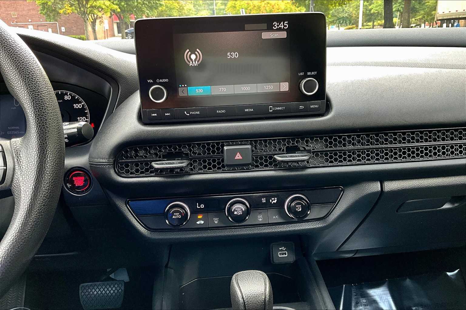 2023 Honda HR-V LX photo 6