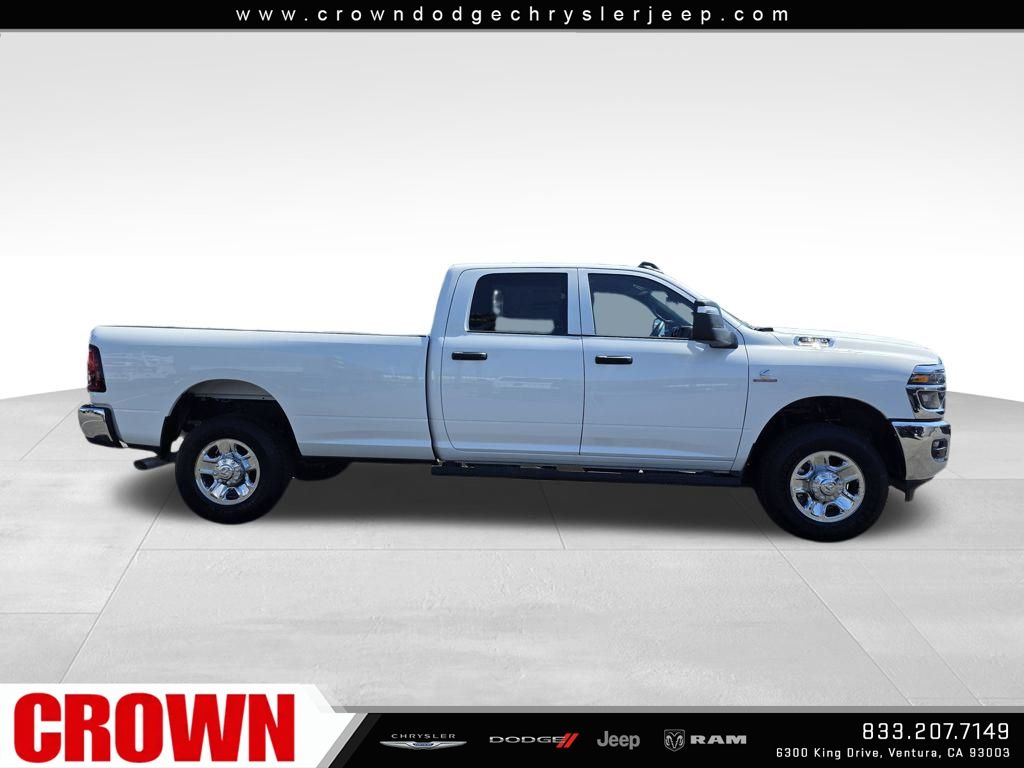 2026 Ram 3500 Tradesman photo 4