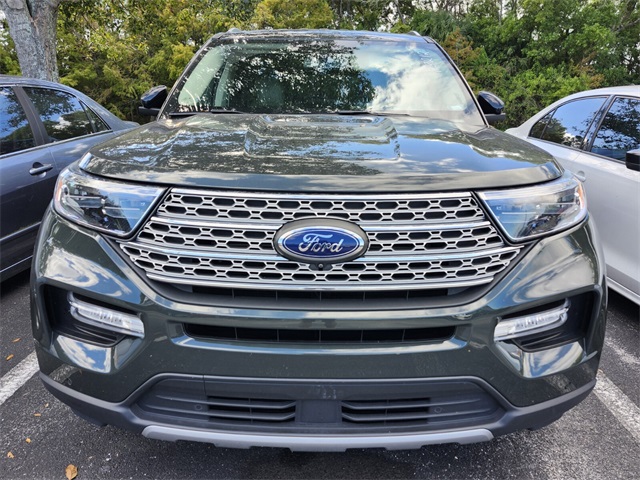 2023 Ford Explorer Limited photo 2