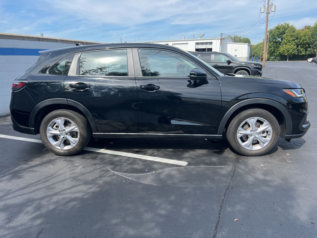2024 Honda HR-V LX photo 4