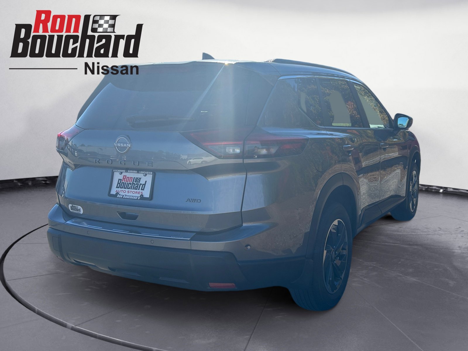 2026 Nissan Rogue SV photo 2