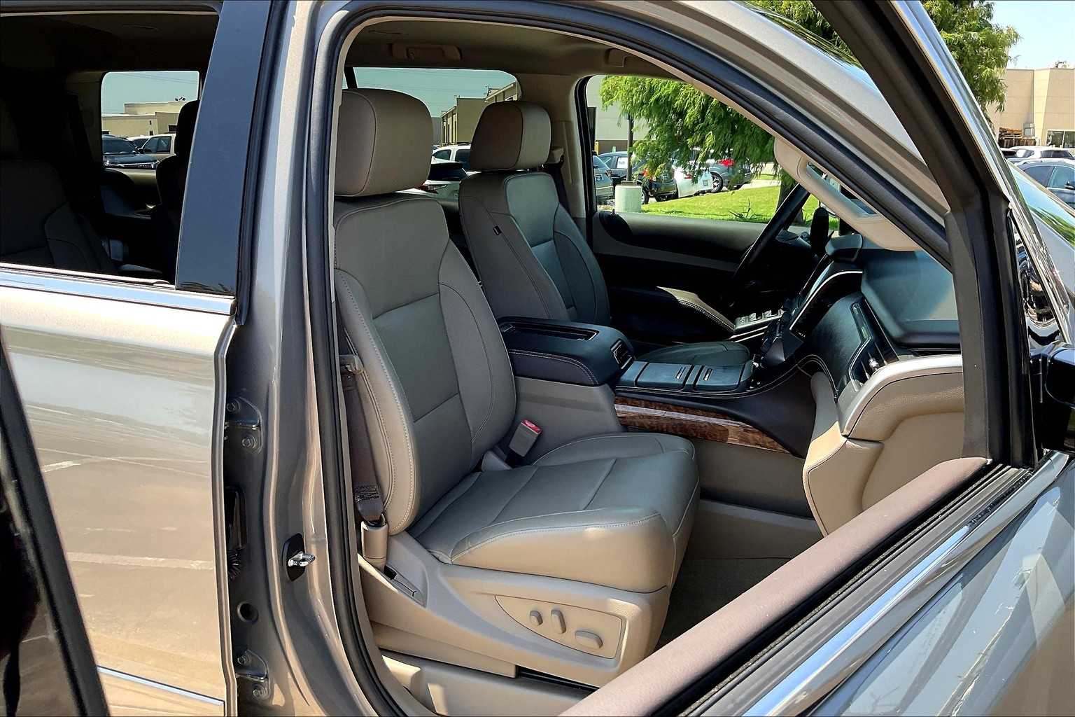 2018 Chevrolet Tahoe Premier photo 7