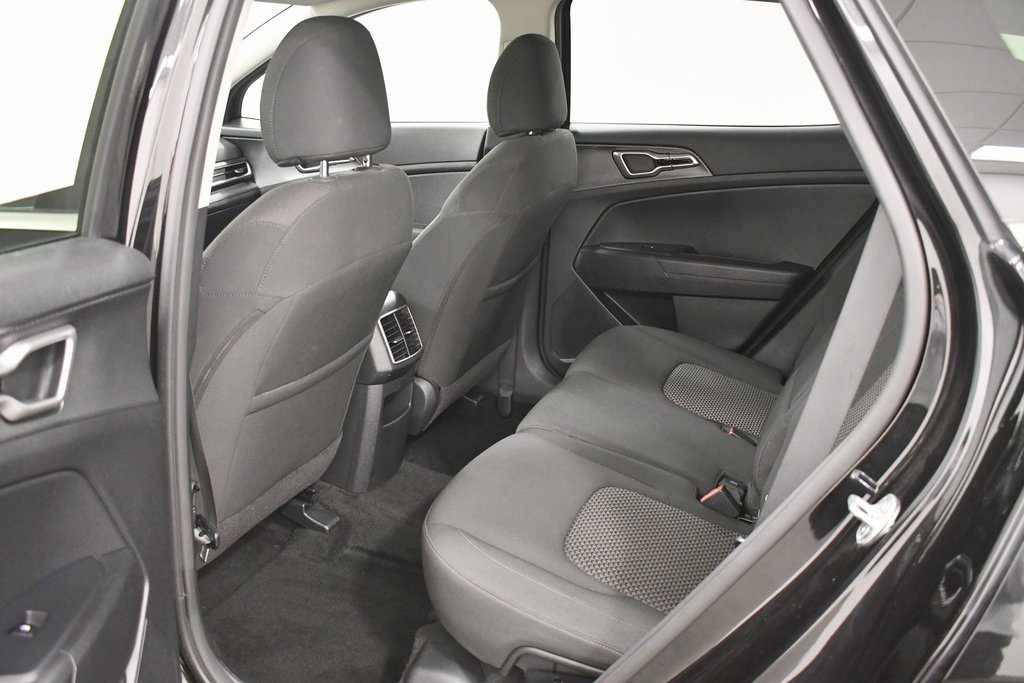 2024 Kia Sportage LX photo 11