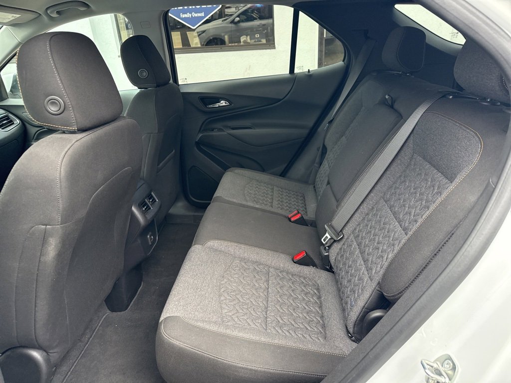 2023 Chevrolet Equinox LT photo 28