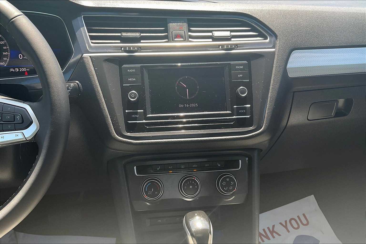 2024 Volkswagen Tiguan S photo 15
