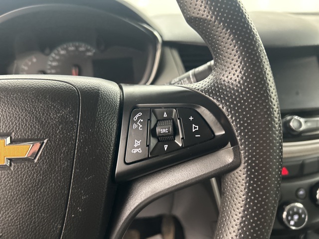 2022 Chevrolet Trax LS photo 10