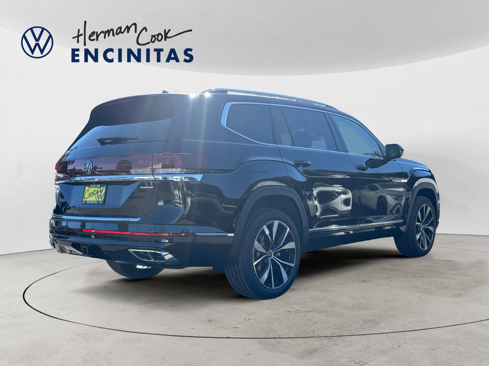2025 Volkswagen Atlas SEL Premium R-Line photo 5