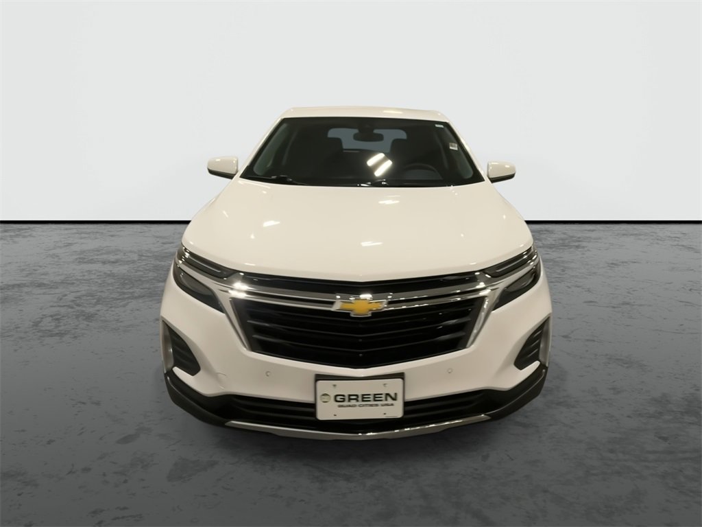 2024 Chevrolet Equinox LT photo 2