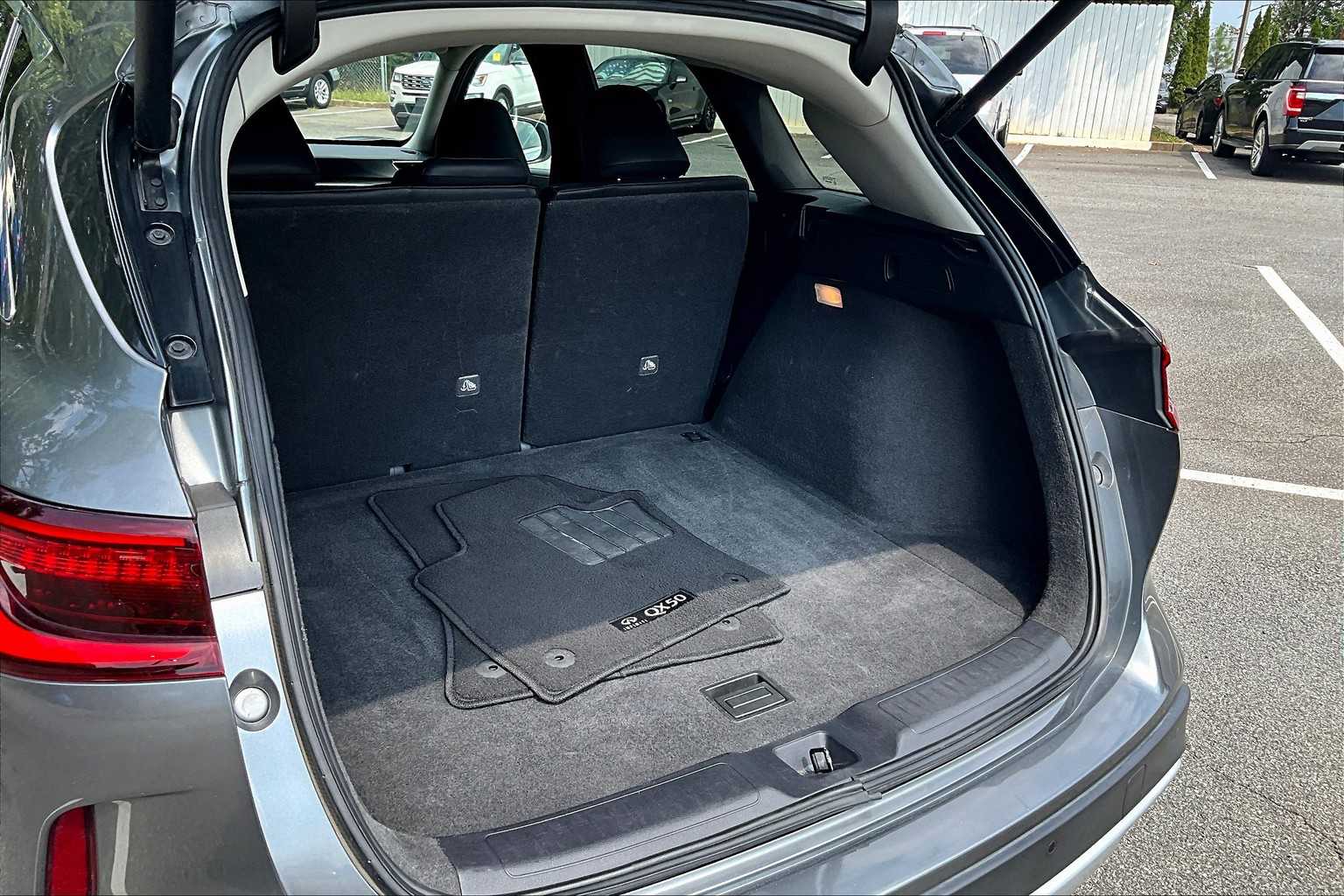 2024 Infiniti QX50 Luxe AWD photo 31