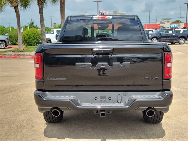 2025 Ram 1500 Laramie photo 4