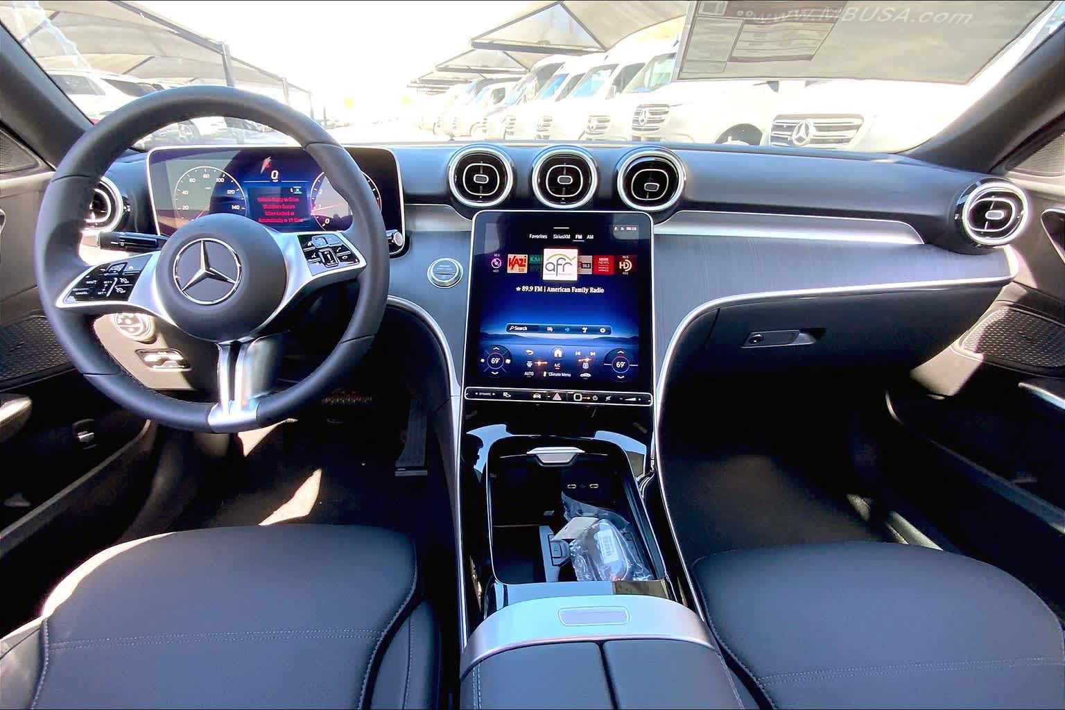 2025 Mercedes Benz C 300 photo 7