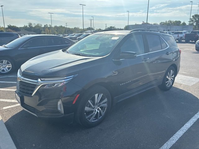 Used 2022 Chevrolet Equinox LT with VIN 3GNAXKEV7NL152813 for sale in Kansas City