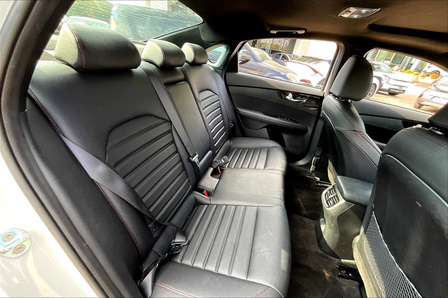2023 Kia Forte GT photo 18