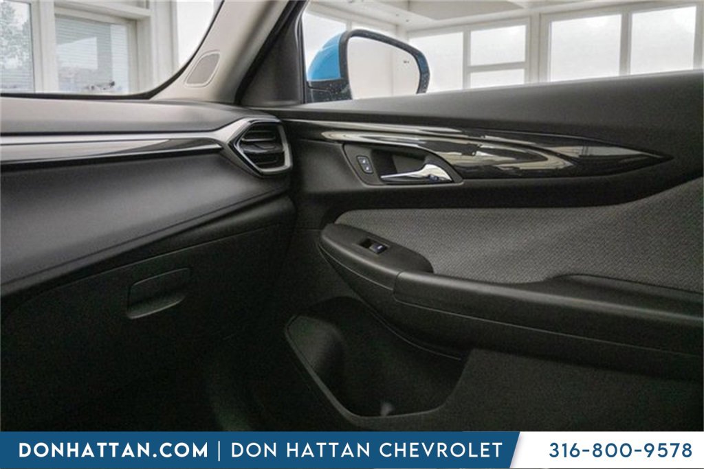2026 Chevrolet Trailblazer LT photo 15