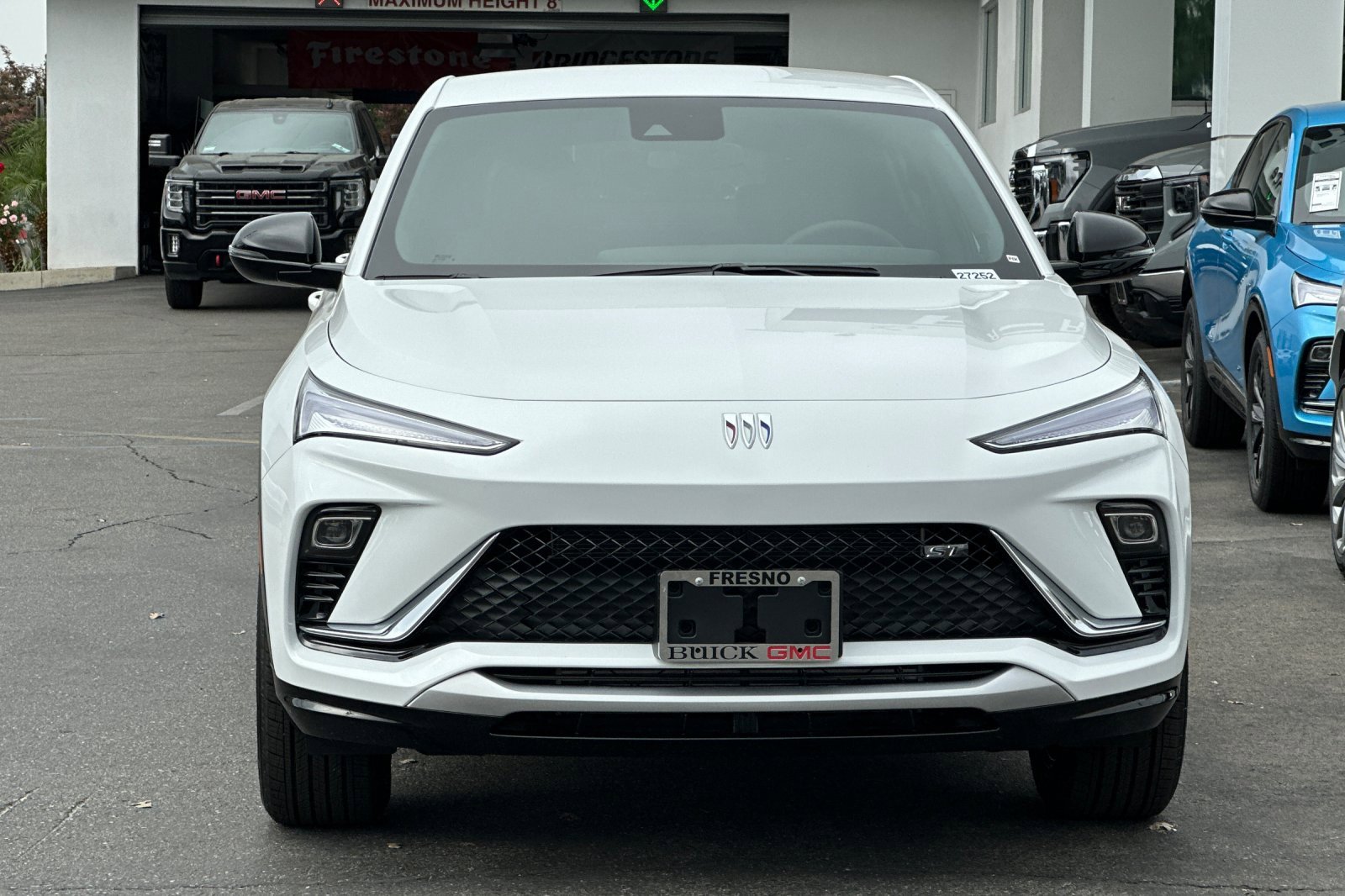 2026 Buick Envista ST photo 3