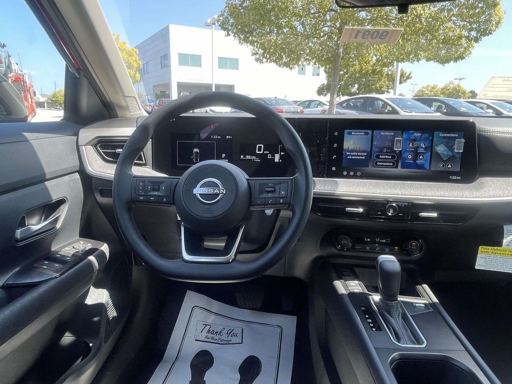 2026 Nissan Kicks SV photo 11
