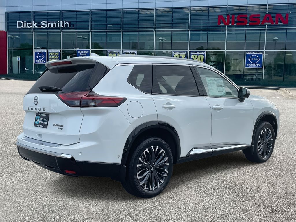 2026 Nissan Rogue Platinum photo 4