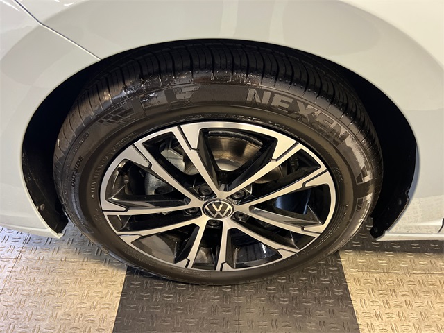 2026 Volkswagen Jetta 1.5T Sport photo 8